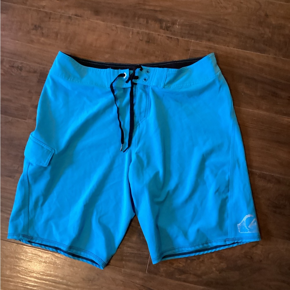 Men’s Quicksilver Board Shorts Sz 36 Estriol Baby Blue Color Tie Front.   #14